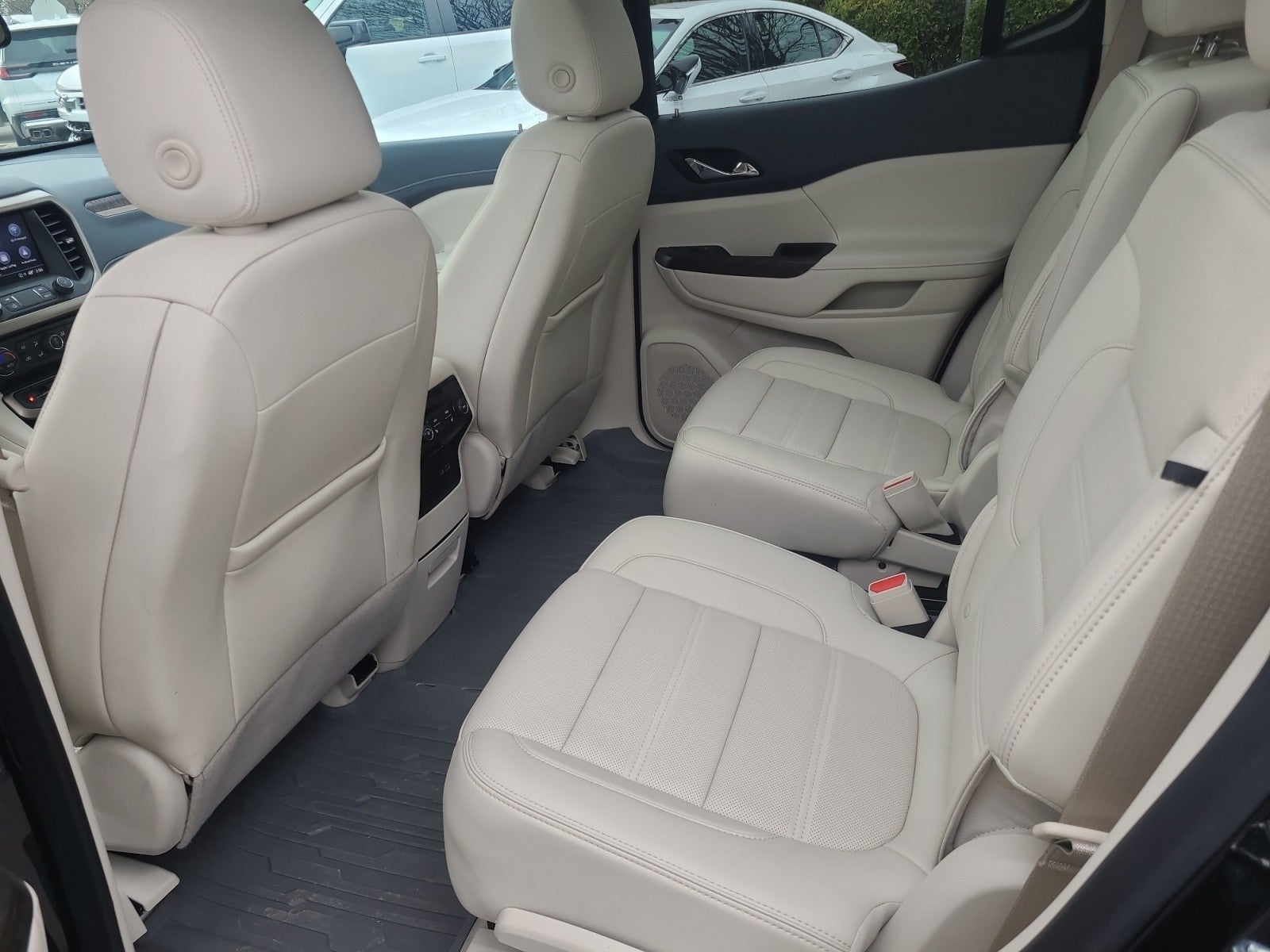 2023 GMC Acadia Denali AWD | Pano