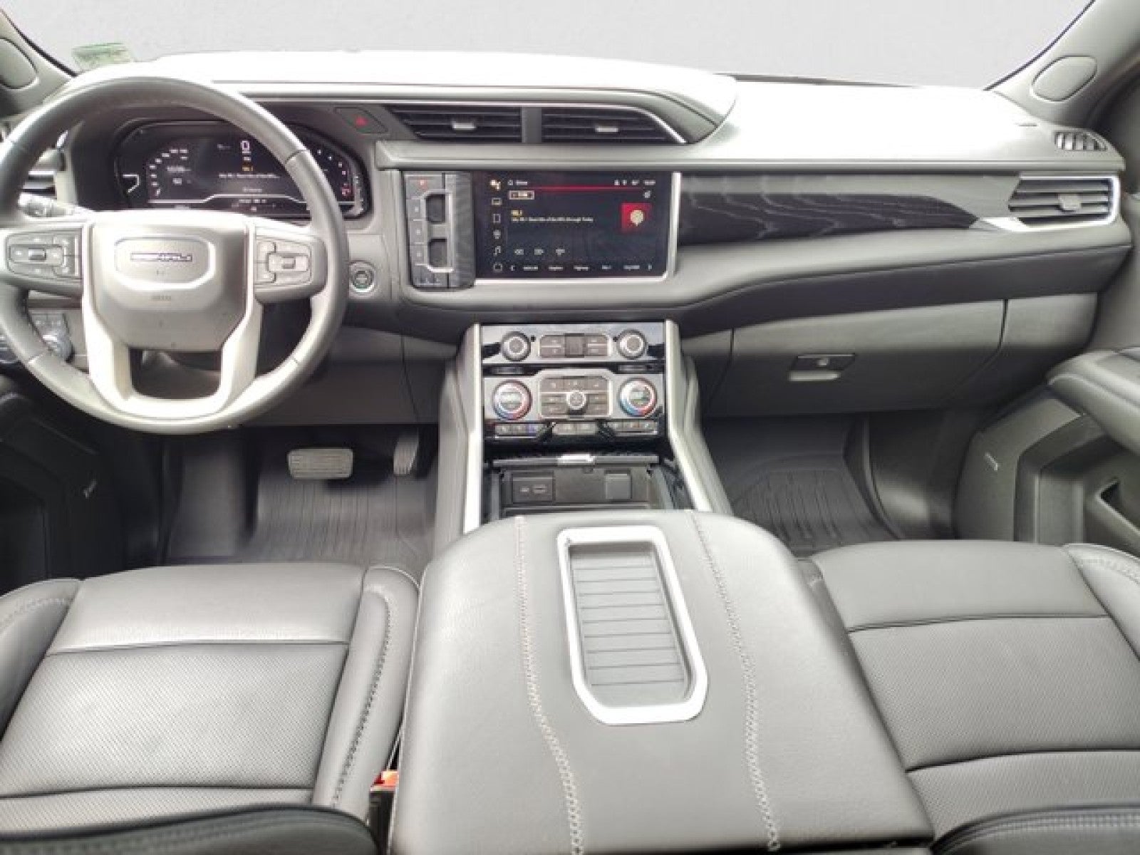 2023 GMC Yukon Denali 4x4 | 1 Owner, Only 4,000 Miles! Rear Seat Media System