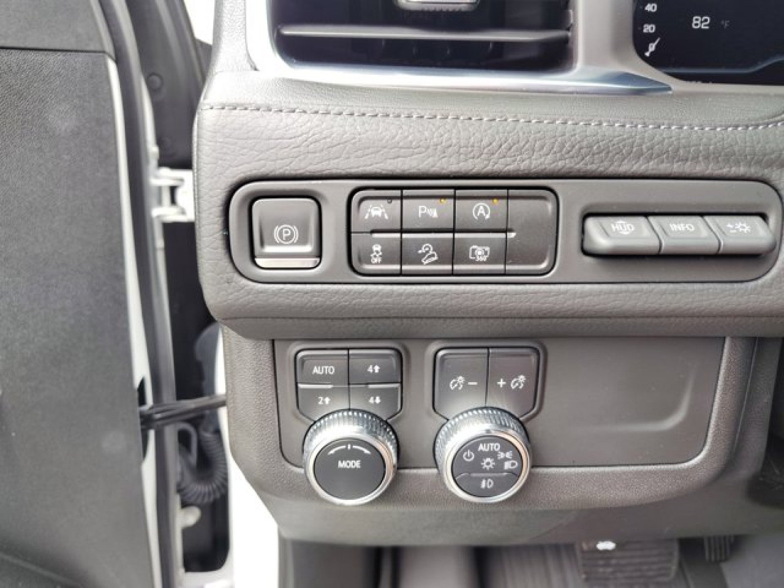 2023 GMC Yukon Denali 4x4 | 1 Owner, Only 4,000 Miles! Rear Seat Media System