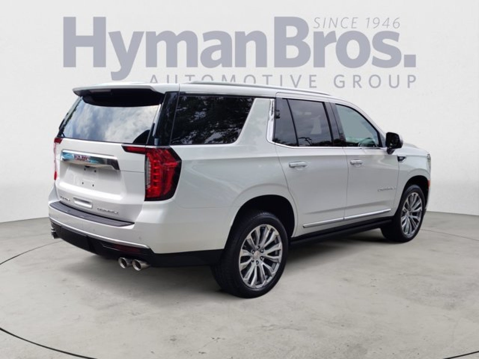 2023 GMC Yukon Denali 4x4 | 1 Owner, Only 4,000 Miles! Rear Seat Media System