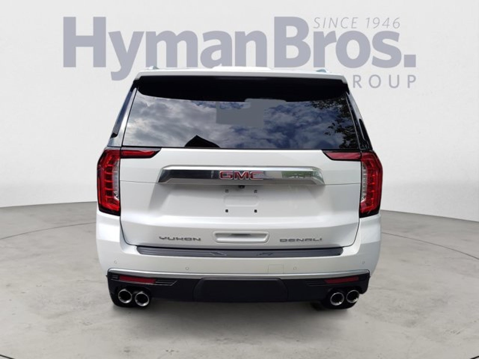 2023 GMC Yukon Denali 4x4 | 1 Owner, Only 4,000 Miles! Rear Seat Media System