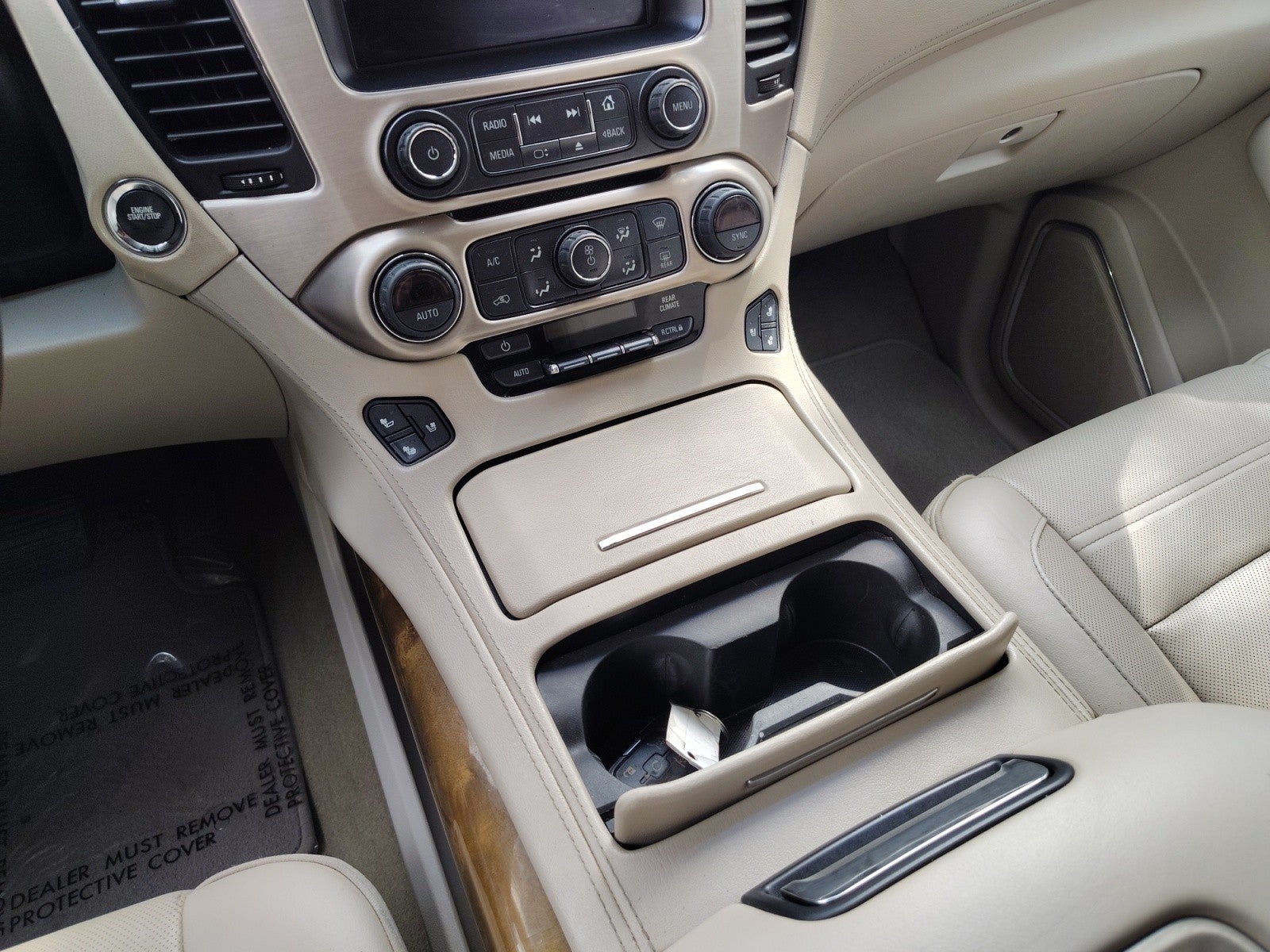 2017 GMC Yukon XL Denali 4WD