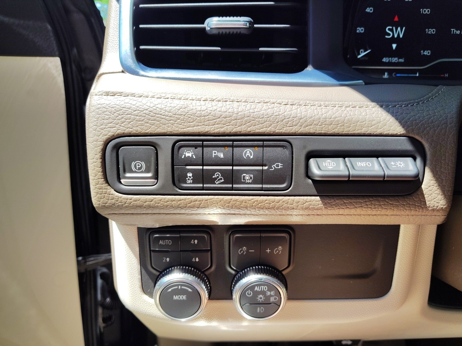 2022 GMC Yukon XL Denali 4WD