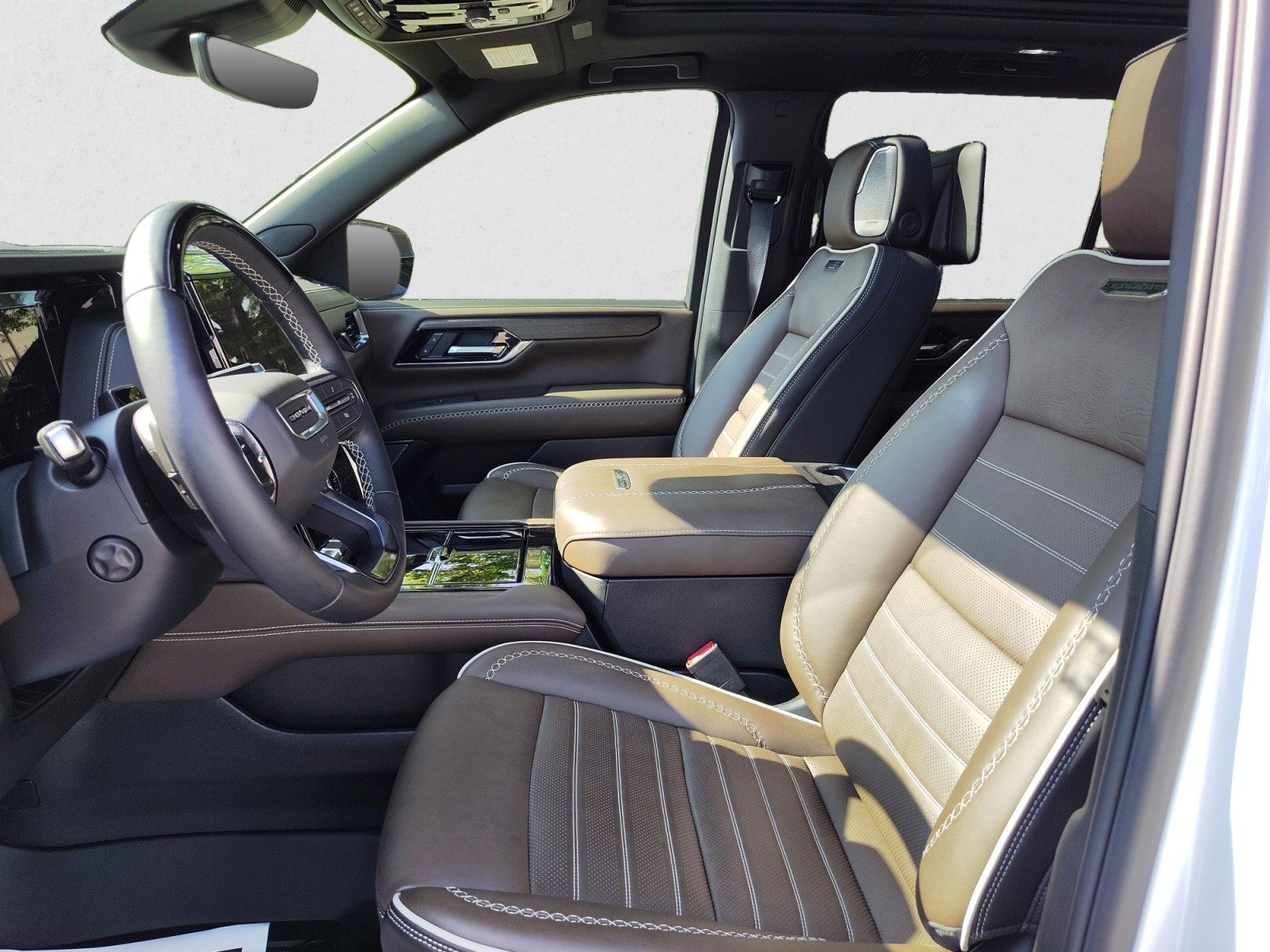 2026 GMC Yukon XL Denali Ultimate 4WD | Nightvision