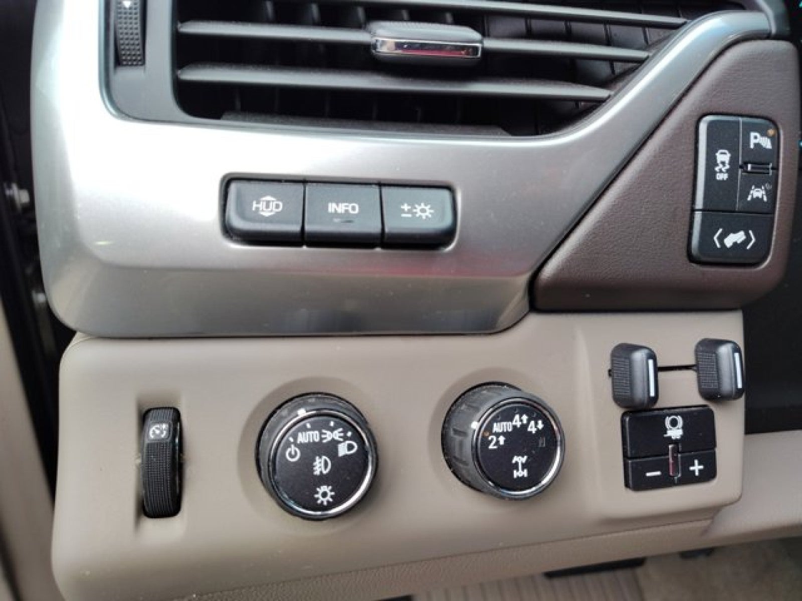 2018 Chevrolet Tahoe Premier 4WD