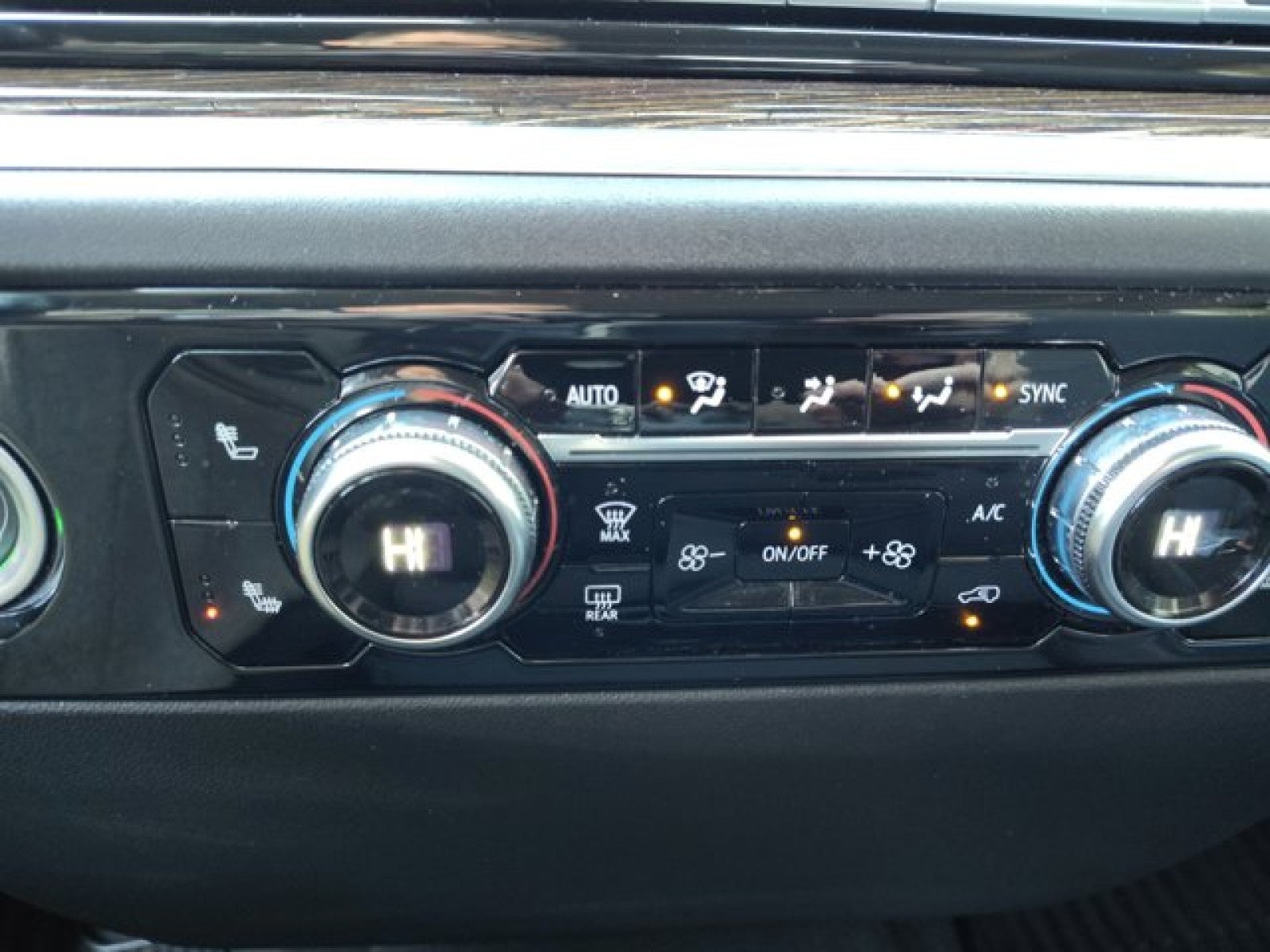 2023 GMC Sierra 1500 Elevation 4WD, Diesel