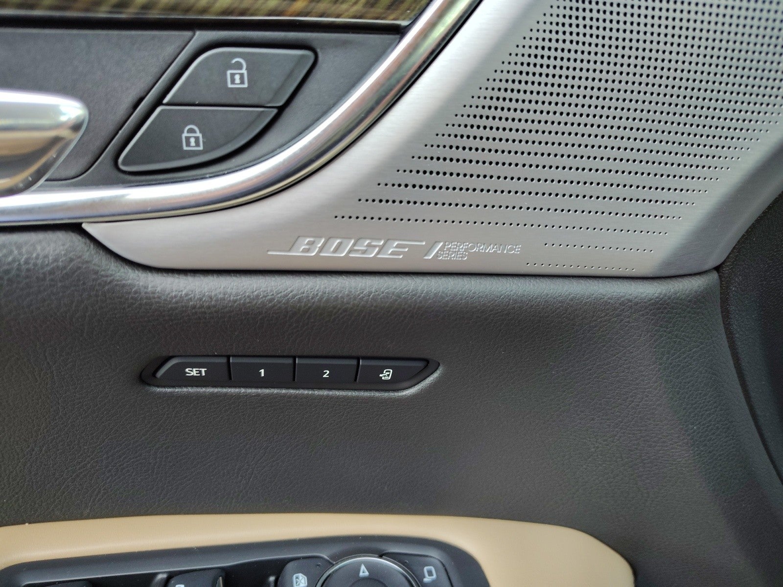 2021 Cadillac XT6 Premium Luxury AWD | Platinum, driver assist