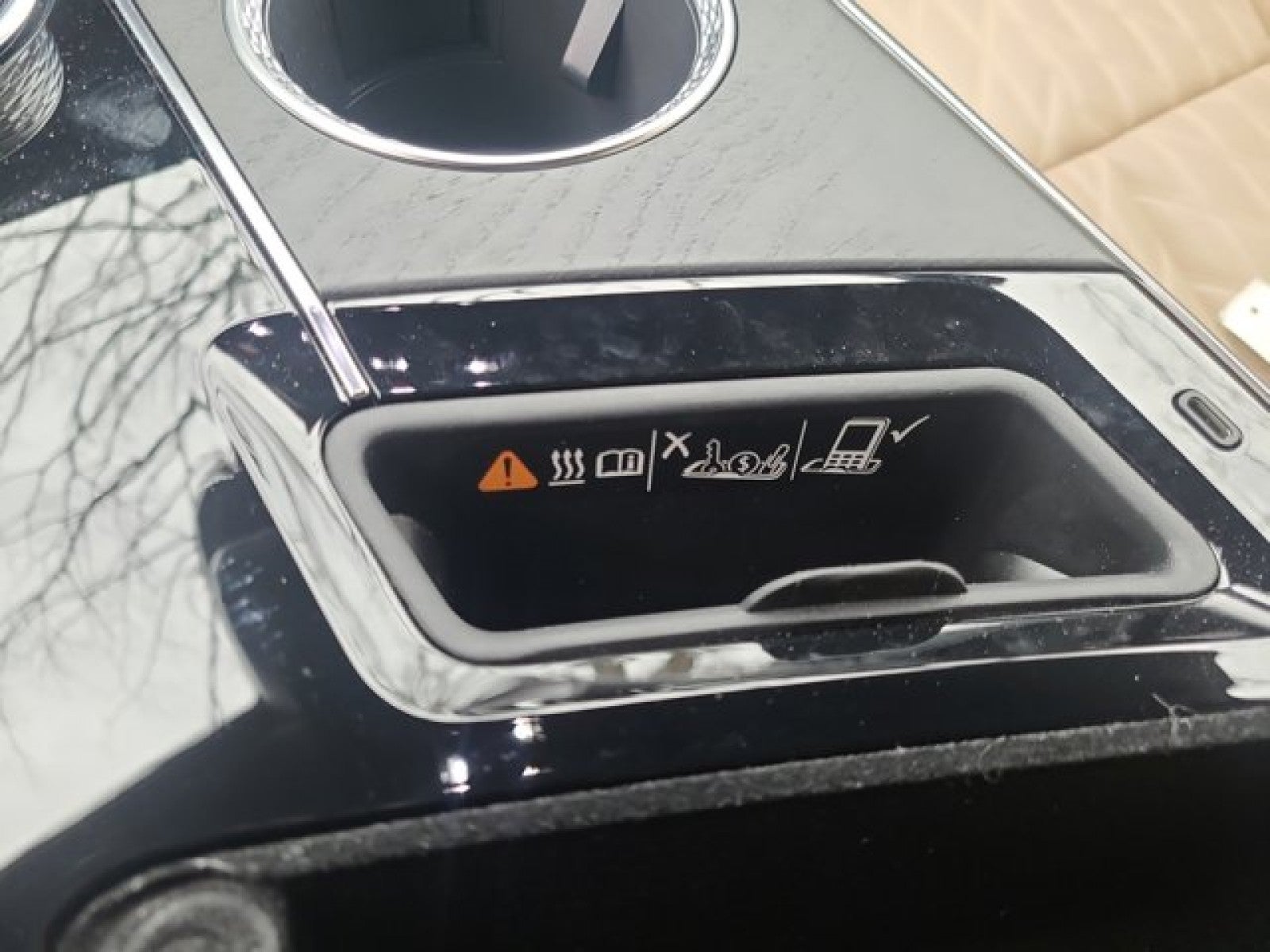 2024 Cadillac LYRIQ Sport 3 AWD, Nappa leather, $81k MSRP