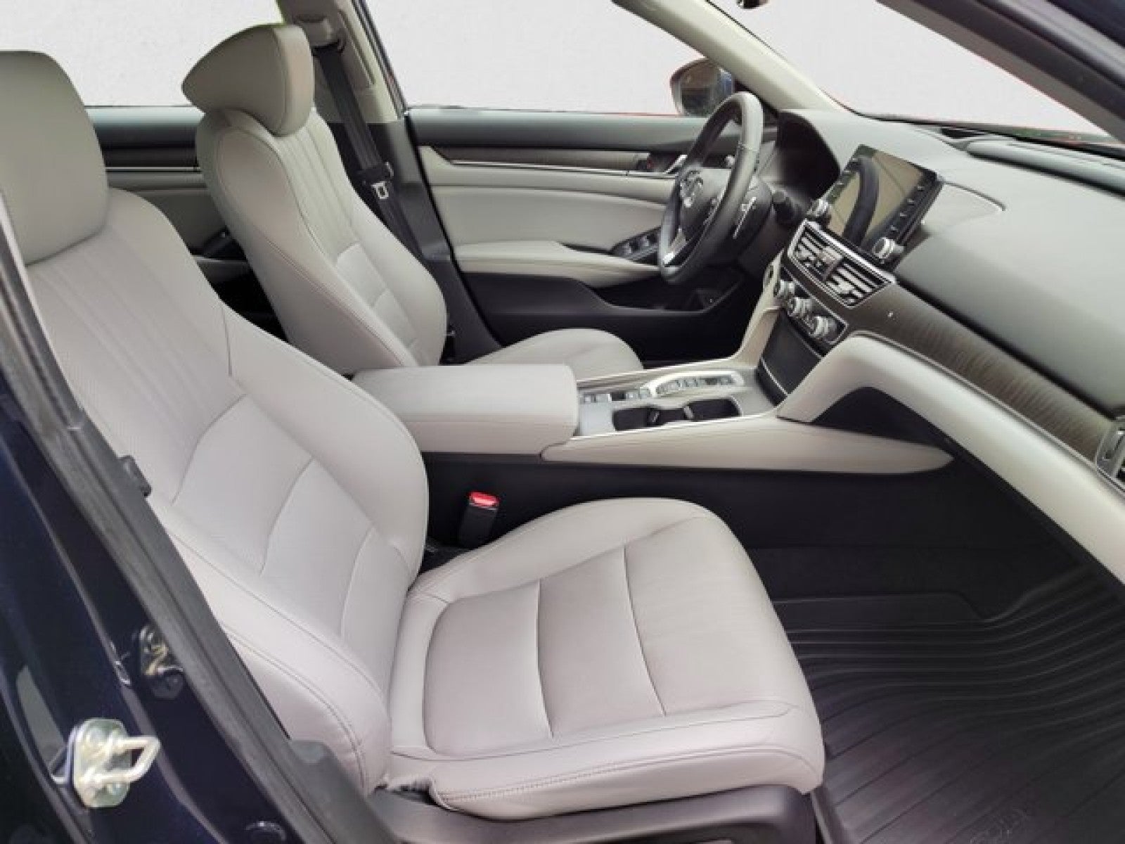 2019 Honda Accord Hybrid Touring