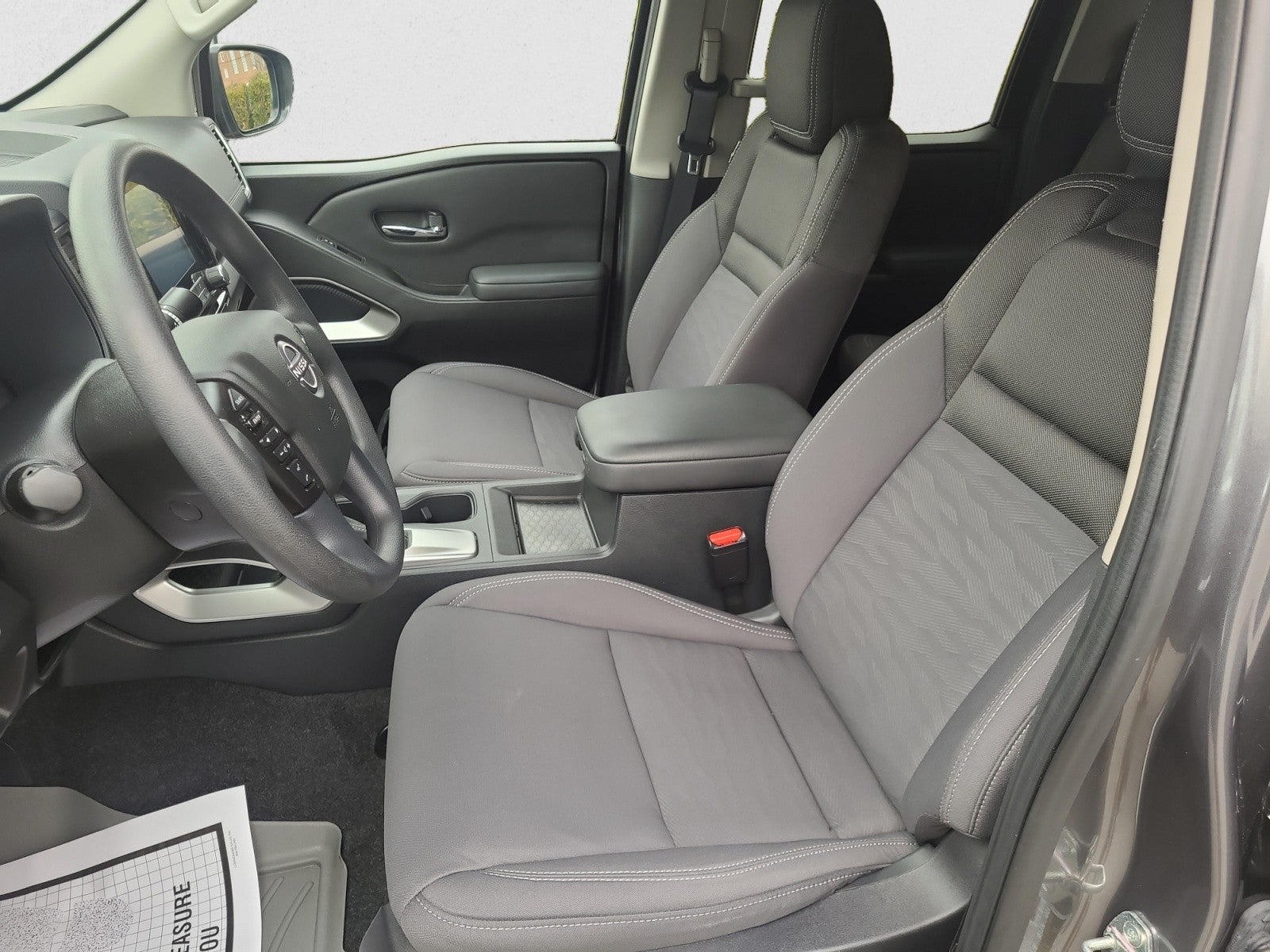 2022 Nissan Frontier SV 4x4 Crew Cab | Tech Package