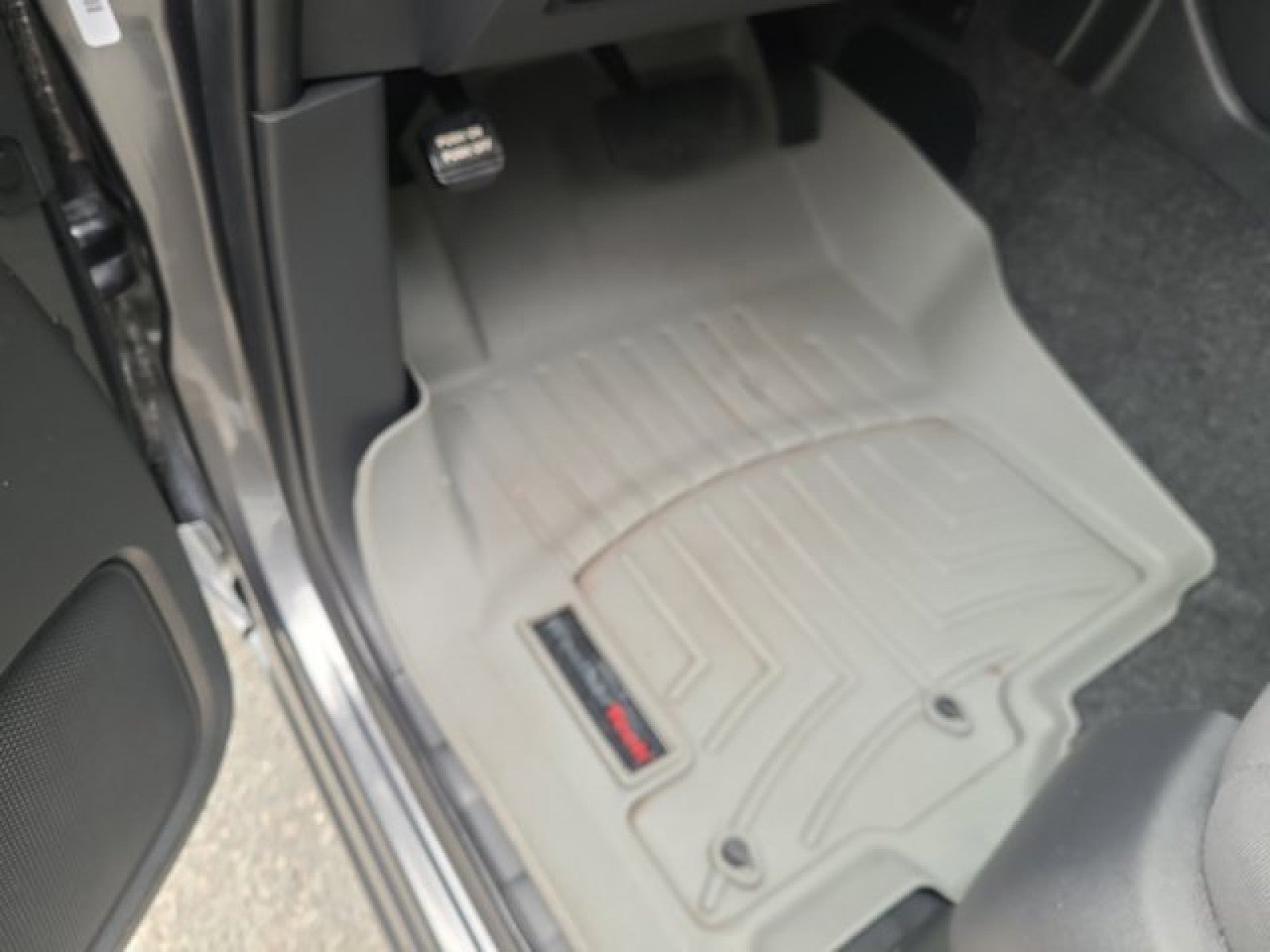 2022 Nissan Frontier SV 4x4 Crew Cab | Tech Package