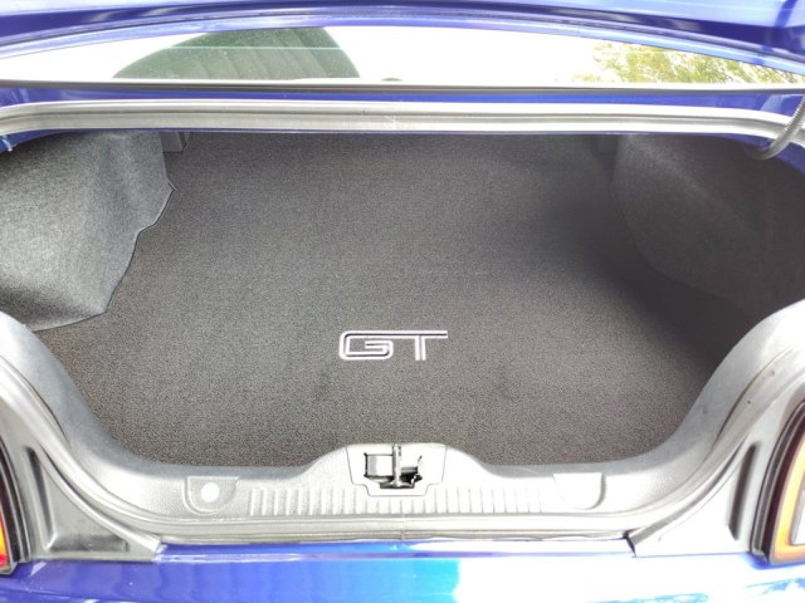 2013 Ford Mustang GT Premium | 6-Speed