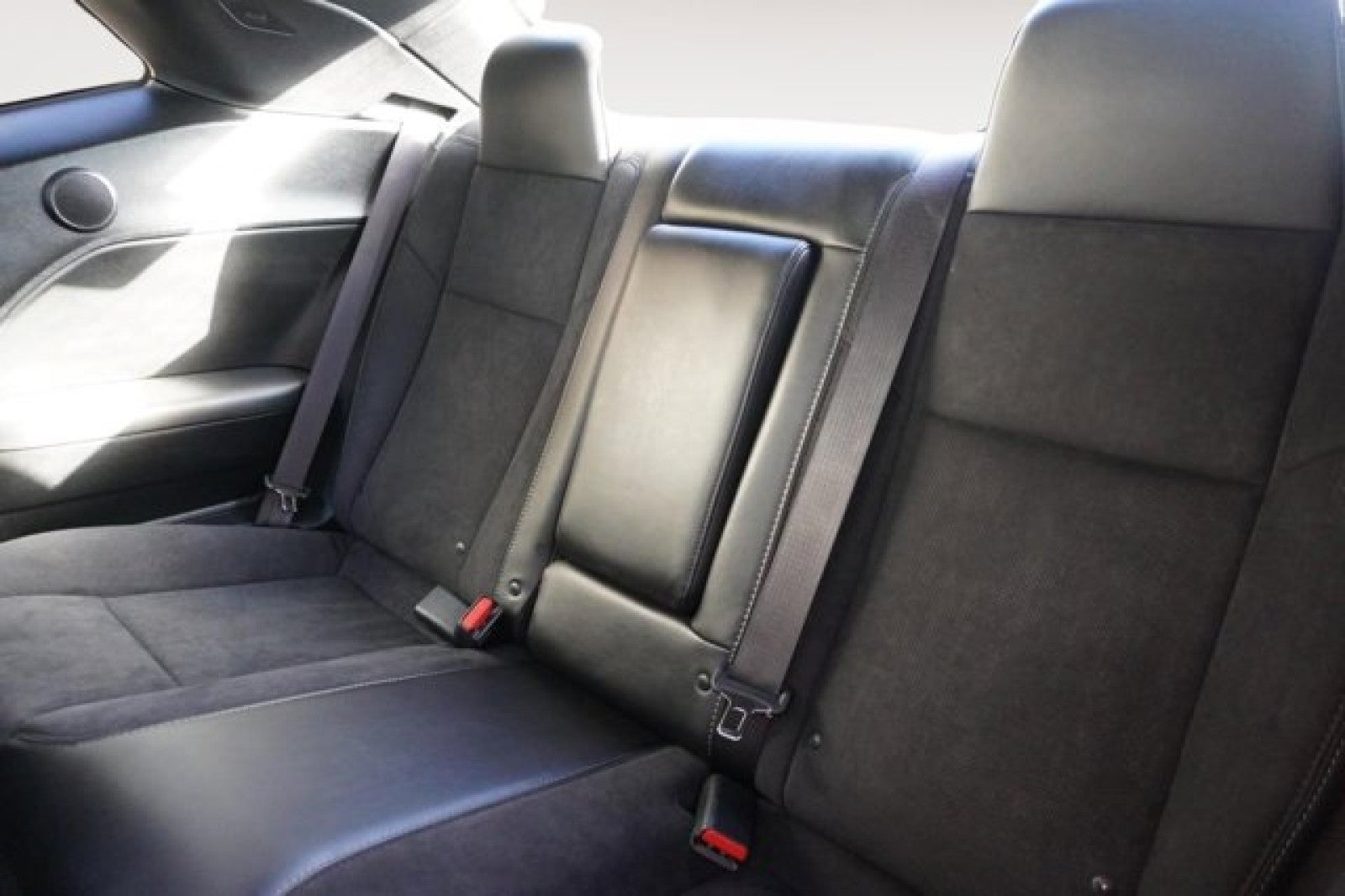 2023 Dodge Challenger GT AWD | Sunroof, tech, blacktop