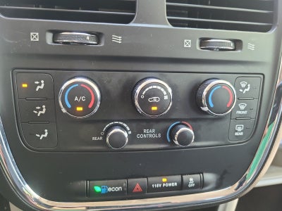 2017 Dodge Grand Caravan SE
