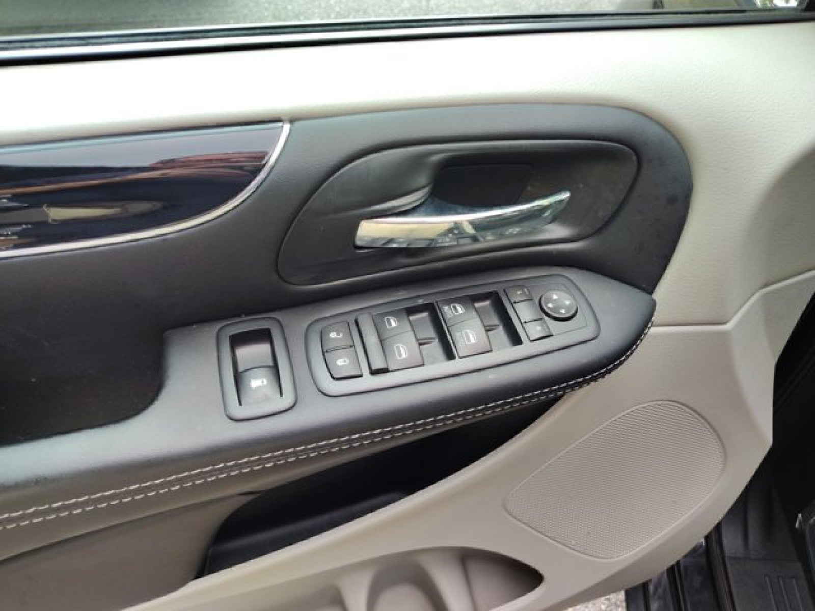 2016 Dodge Grand Caravan SE Plus