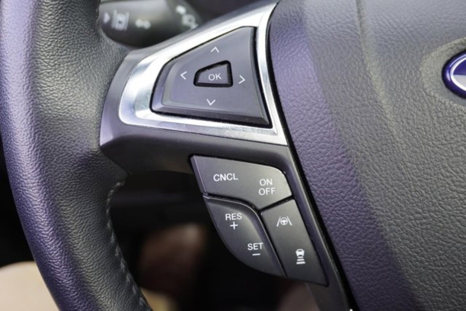 2022 Ford Edge Titanium | Elite Package, Pano, adaptive cruise