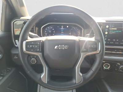 2022 Chevrolet Silverado 1500 4WD Crew Cab RST | Z71, 20 Black Wheels