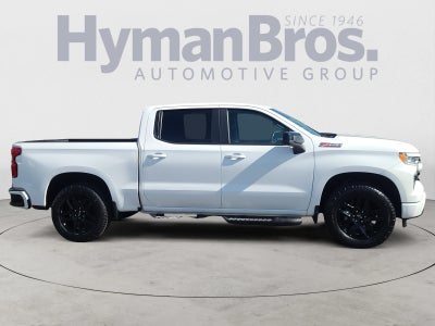 2022 Chevrolet Silverado 1500 4WD Crew Cab RST | Z71, 20 Black Wheels