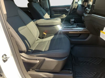 2022 Chevrolet Silverado 1500 4WD Crew Cab RST | Z71, 20 Black Wheels