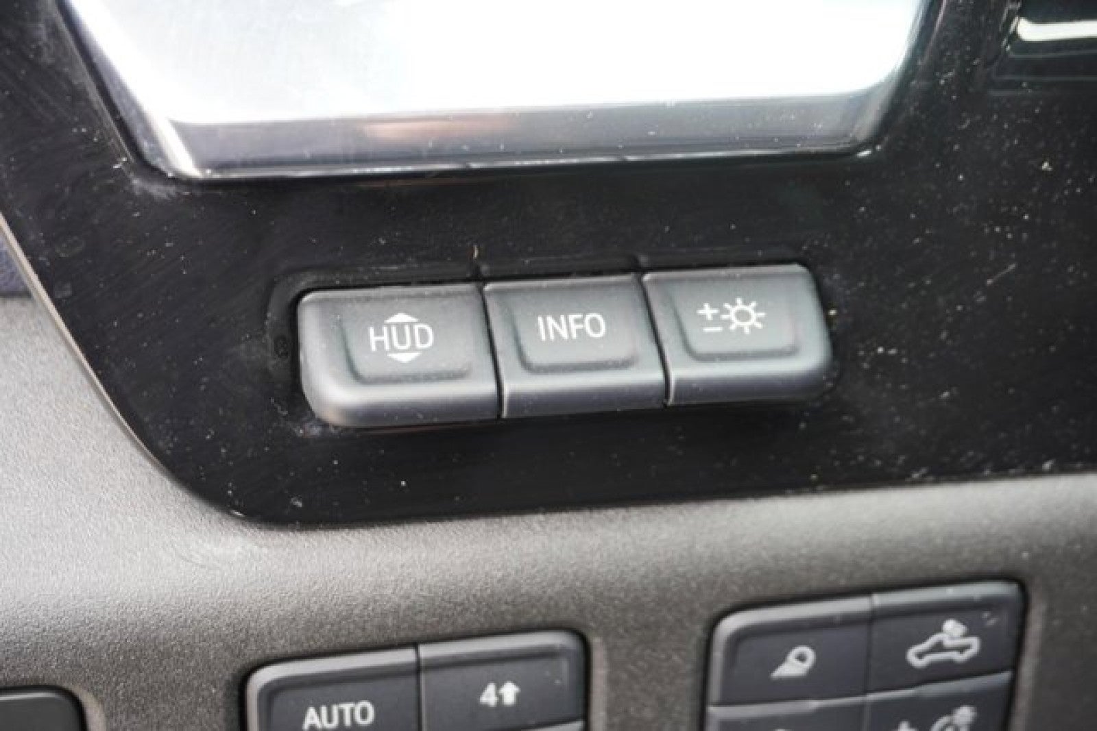 2022 Chevrolet Silverado 1500 High Country 4x4 | Tech Pkg, 22 Wheels