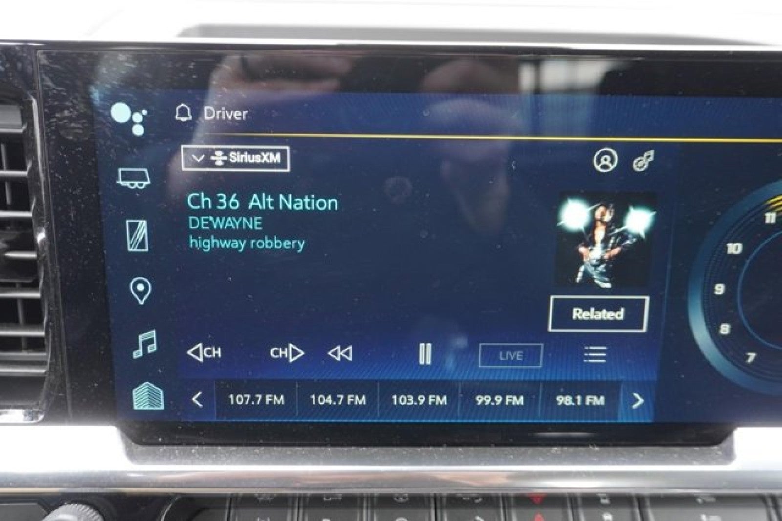 2022 Chevrolet Silverado 1500 High Country 4x4 | Tech Pkg, 22 Wheels