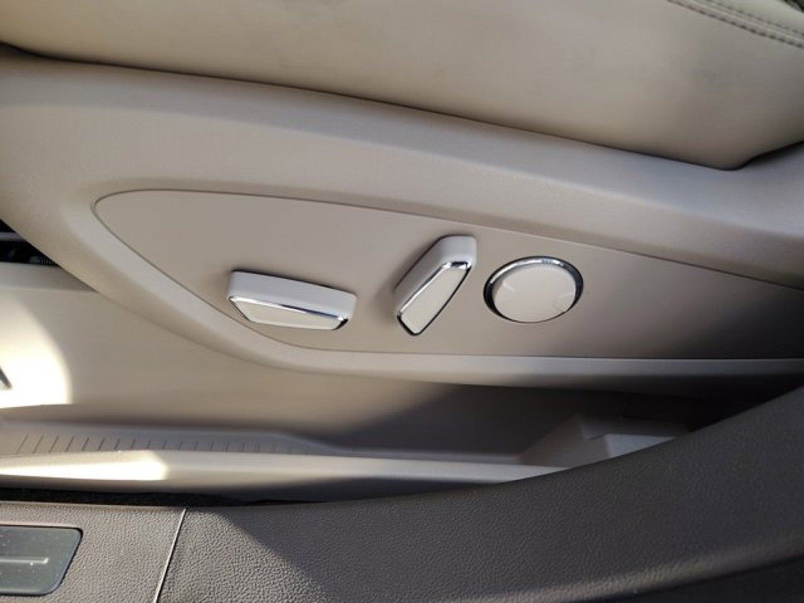 2023 Lincoln Nautilus Reserve AWD