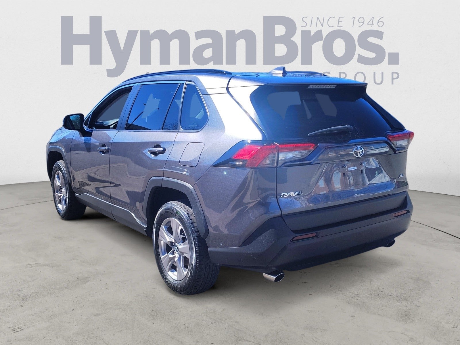 2023 Toyota RAV4 XLE | Moonroof