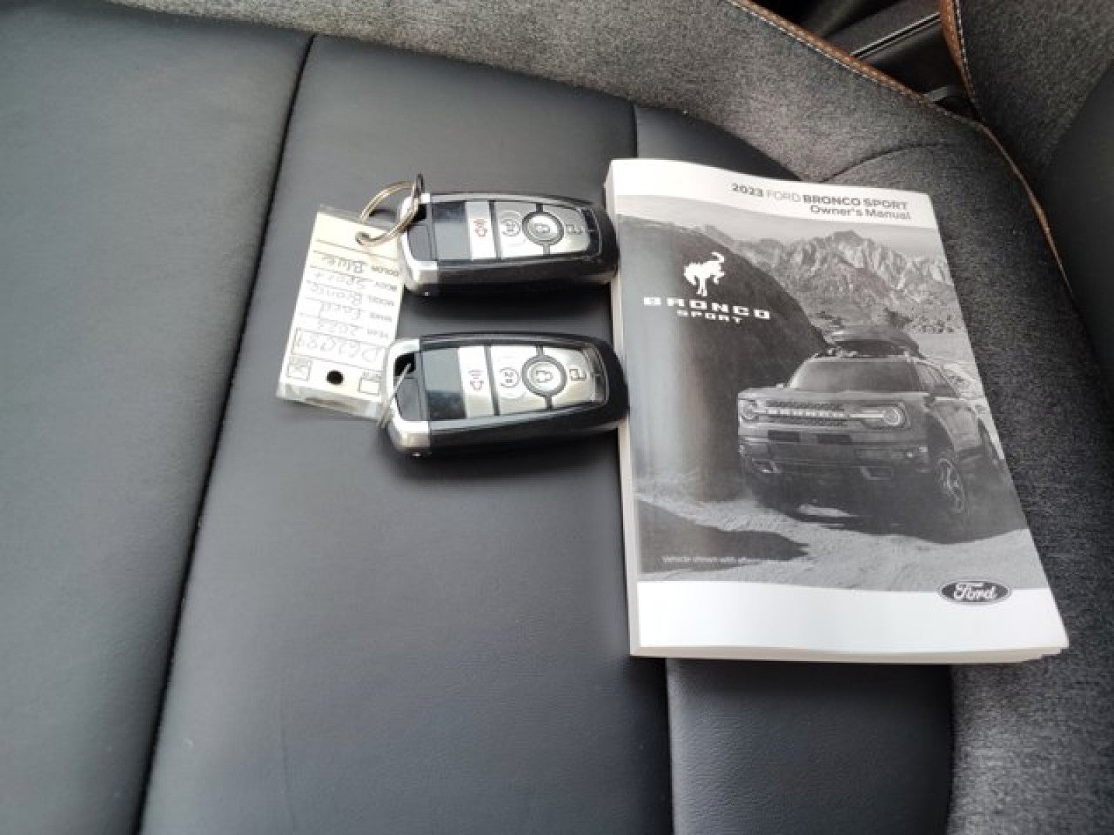 2023 Ford Bronco Sport Outer Banks 4x4 | Moonroof, tech