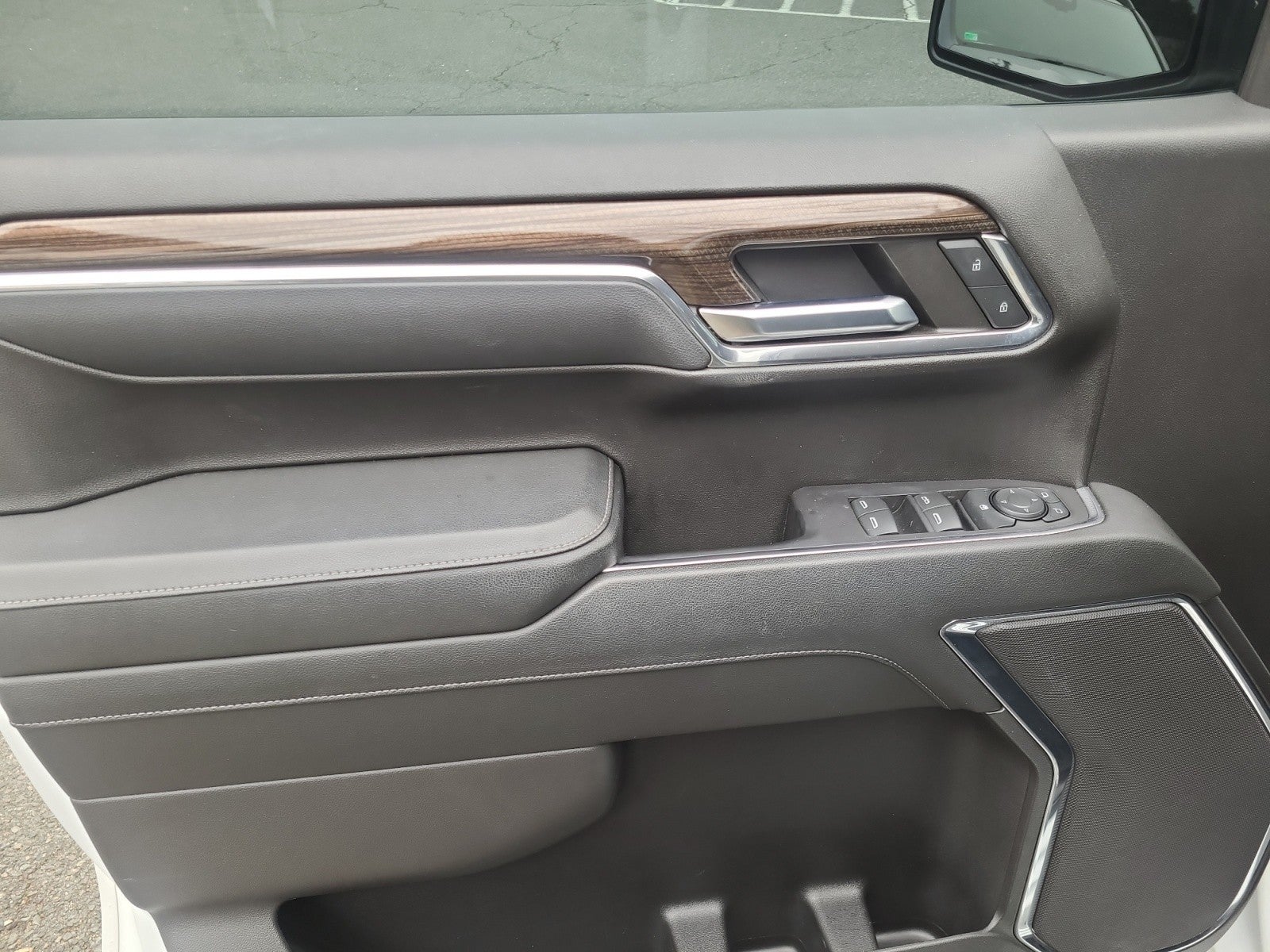 2024 Chevrolet Silverado 1500 4WD Crew Cab LT | 20 Wheel package