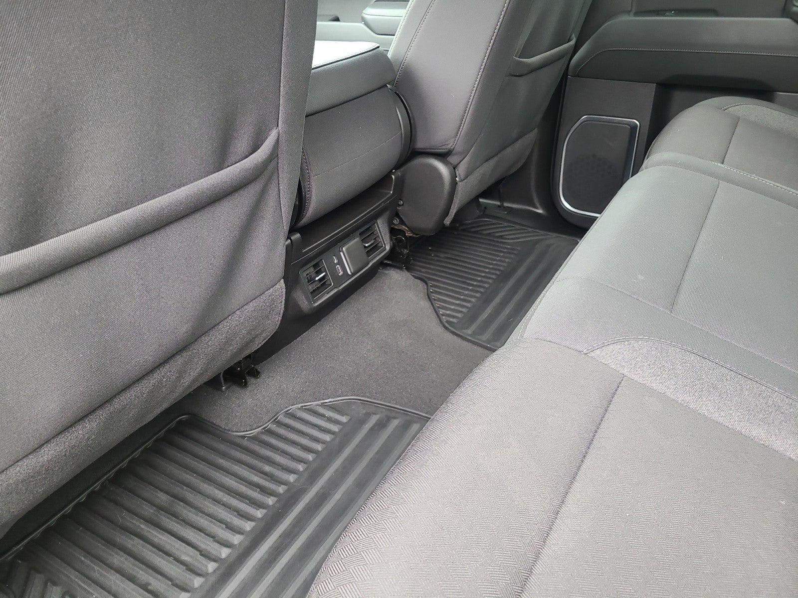 2024 Chevrolet Silverado 1500 4WD Crew Cab LT | 20 Wheel package