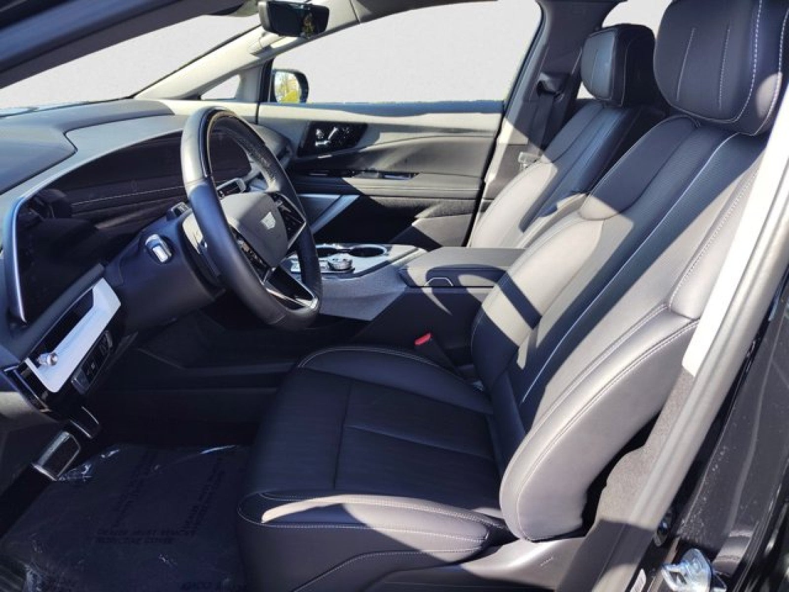 2025 Cadillac OPTIQ Sport 2 AWD | 21 Wheels