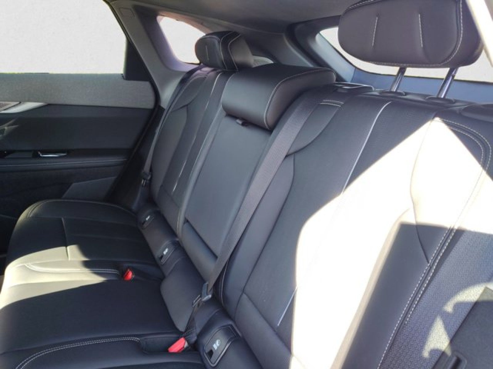 2025 Cadillac OPTIQ Sport 2 AWD | 21 Wheels