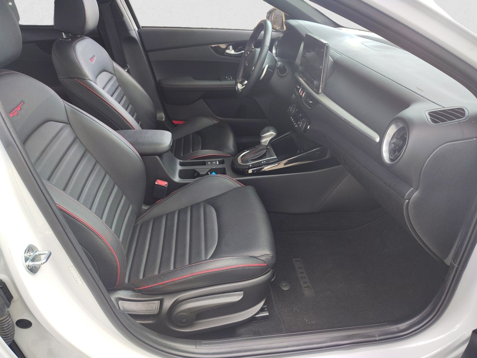 2023 Kia Forte GT | GT2 Package, Sunroof