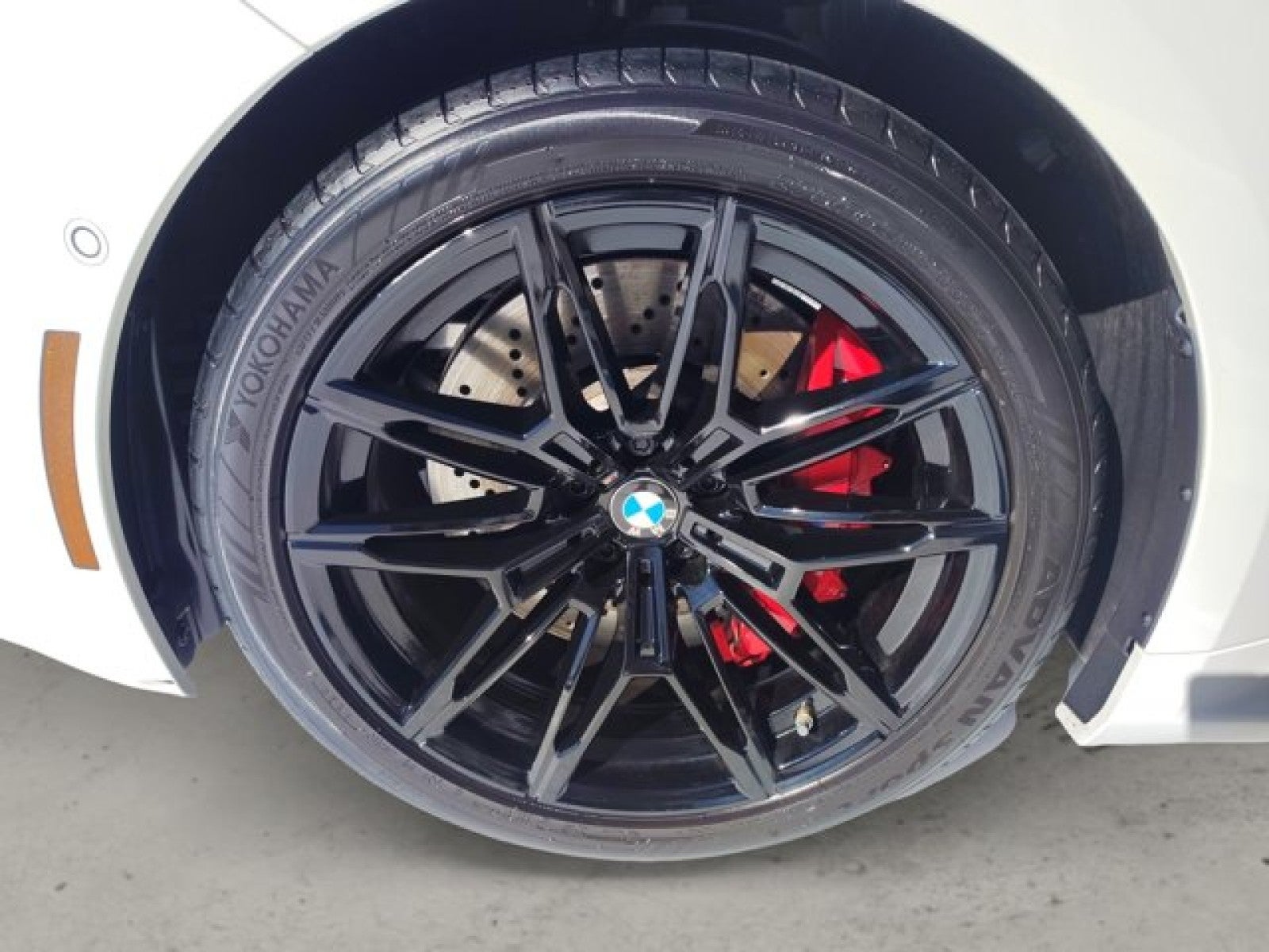 2024 BMW M2 Carbon Roof, Live Cockpit Pro, Manual