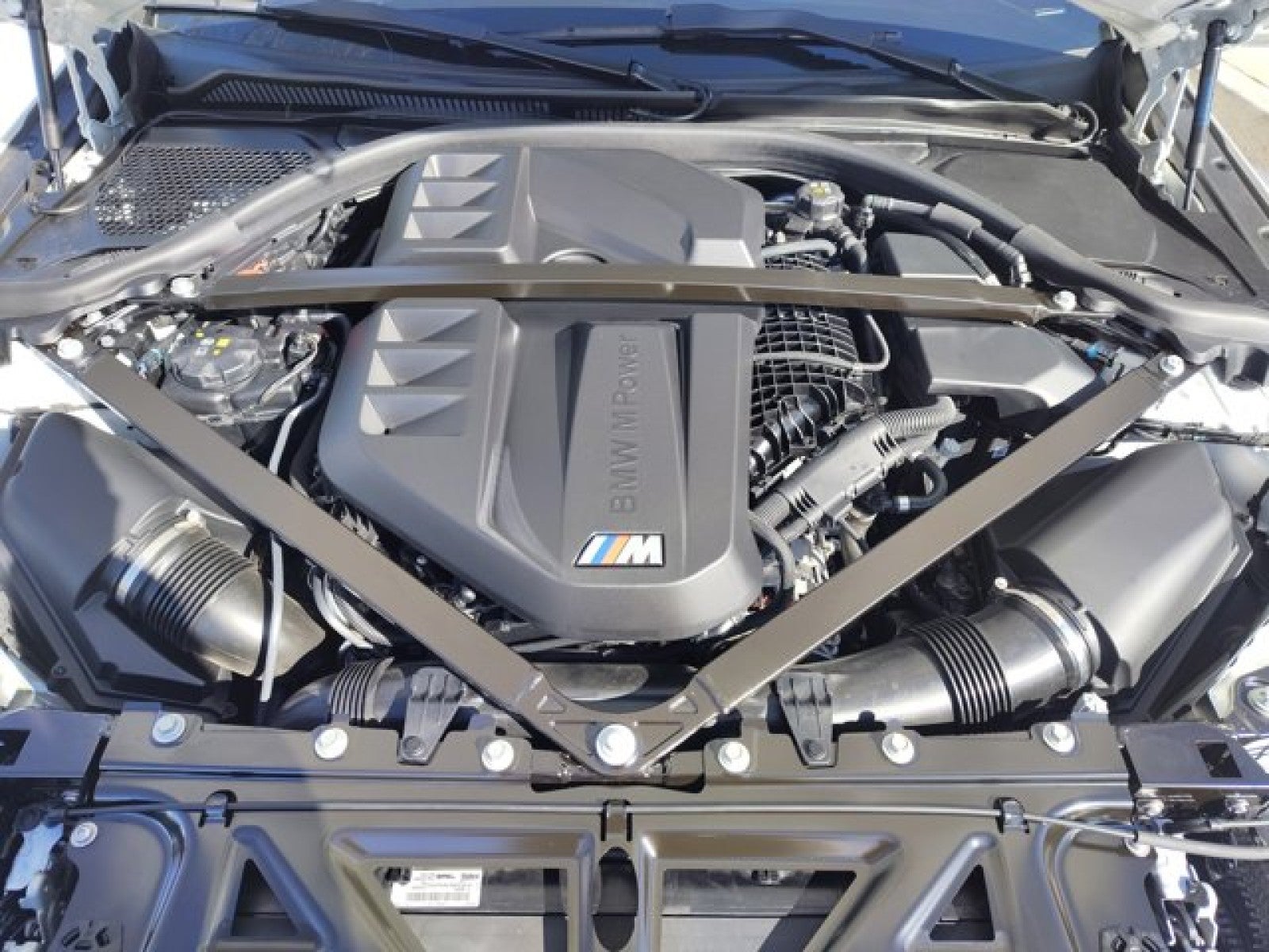 2024 BMW M2 Carbon Roof, Live Cockpit Pro, Manual