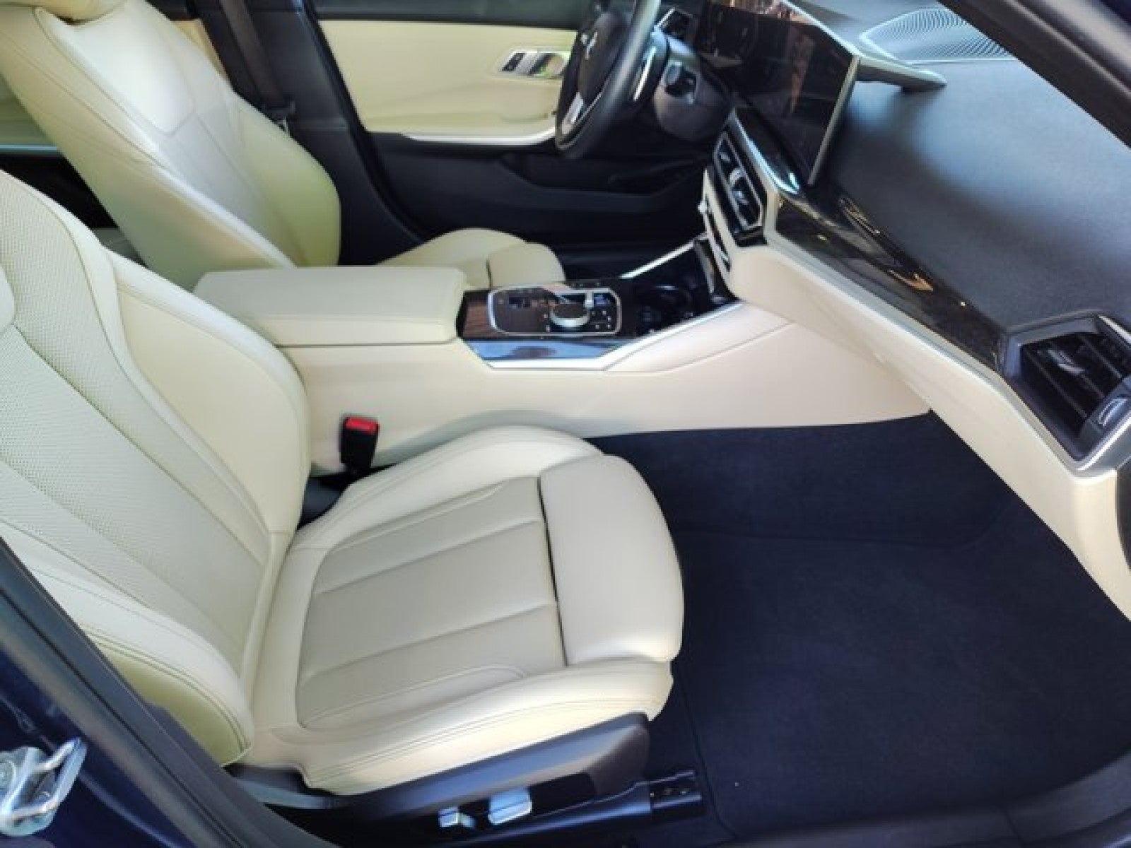 2023 BMW 3 Series 330i xDrive | Premium, Driver assist