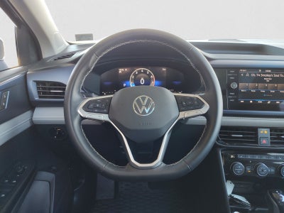 2024 Volkswagen Taos SE 4Motion | Pano Roof