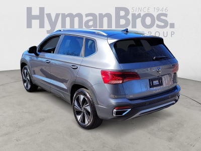 2024 Volkswagen Taos SE 4Motion | Pano Roof