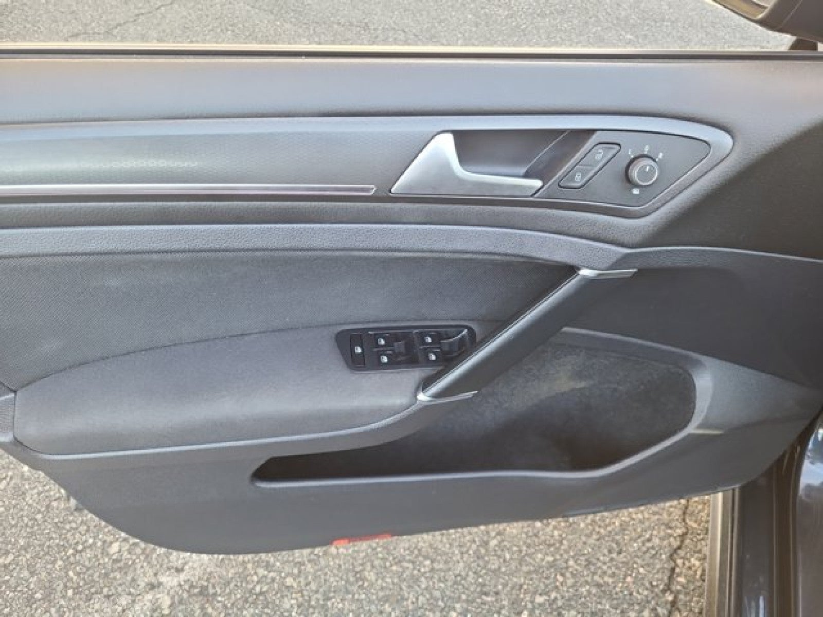 2019 Volkswagen Golf GTI S