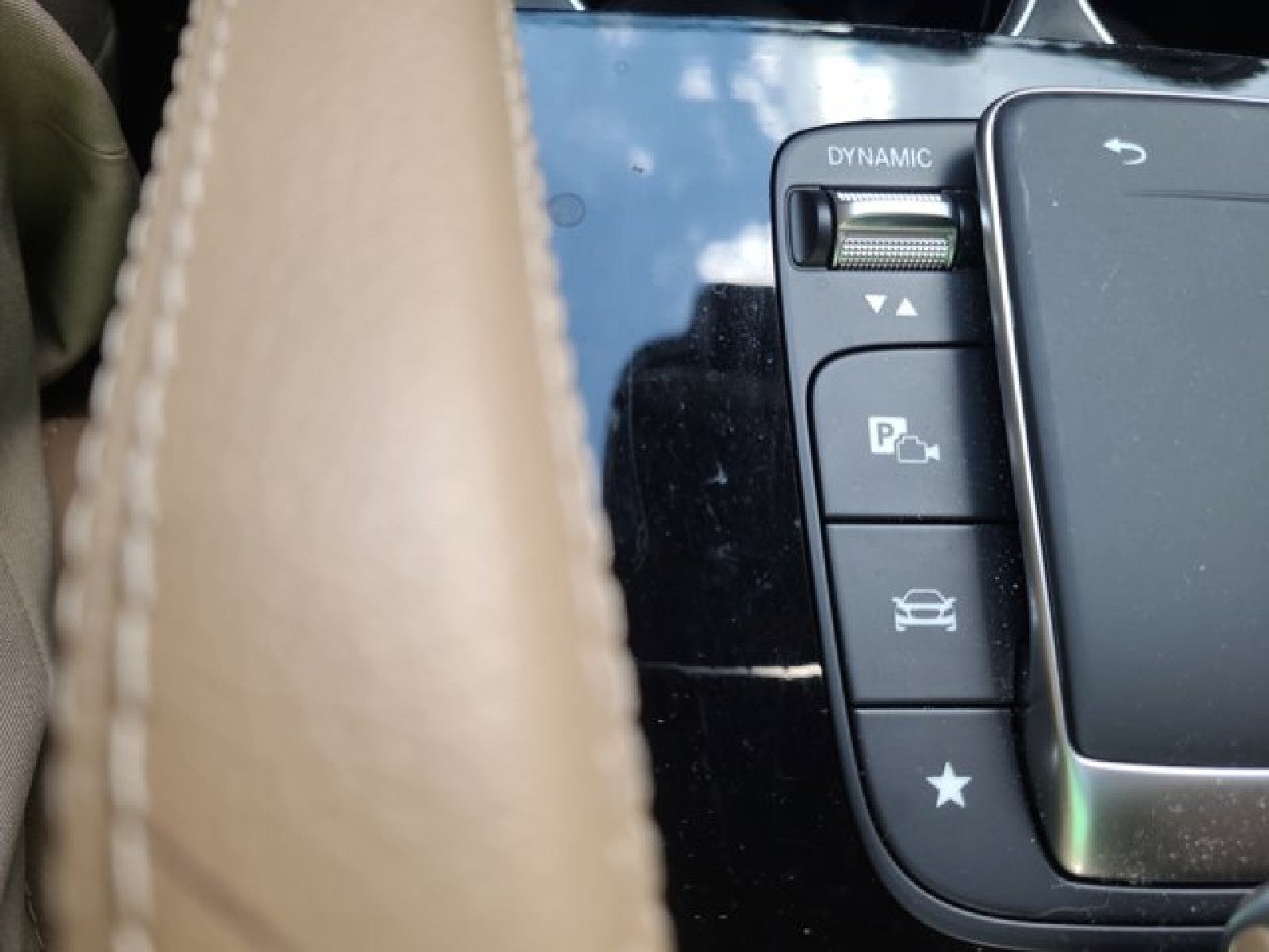 2024 Mercedes-Benz GLE GLE 350 4MATIC®, AMG®, Driver assist, pano