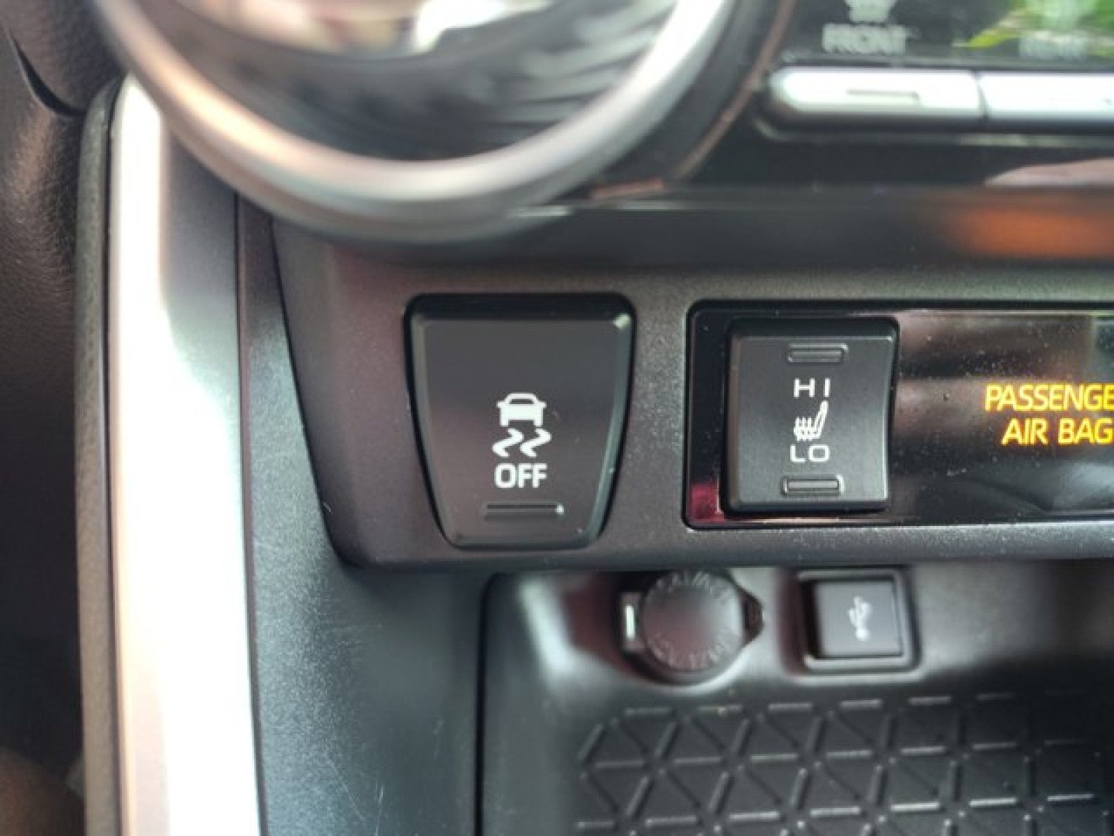 2021 Toyota RAV4 Hybrid XLE Premium AWD