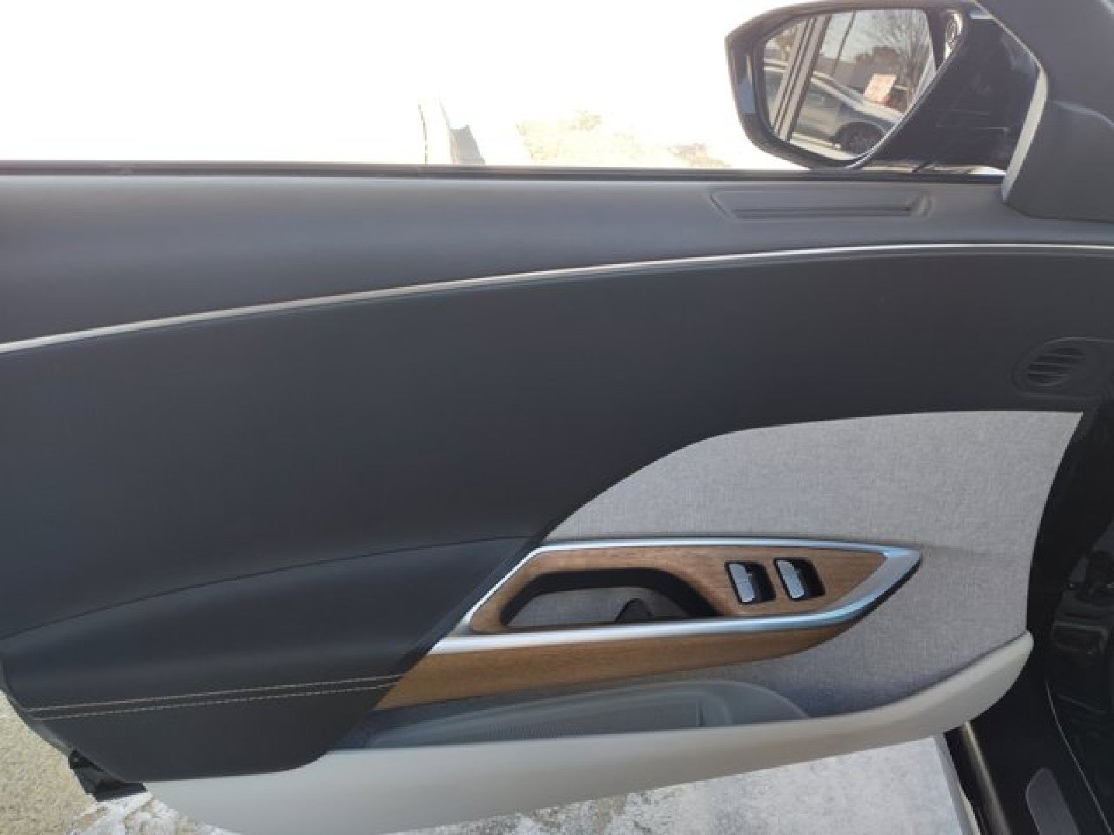 2024 Lucid Air Touring AWD | Stealth, Dream Drive Pro, $112k MSRP