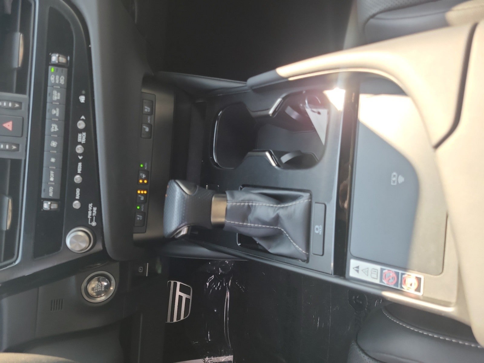 2023 Lexus ES ES 350 F SPORT Handling