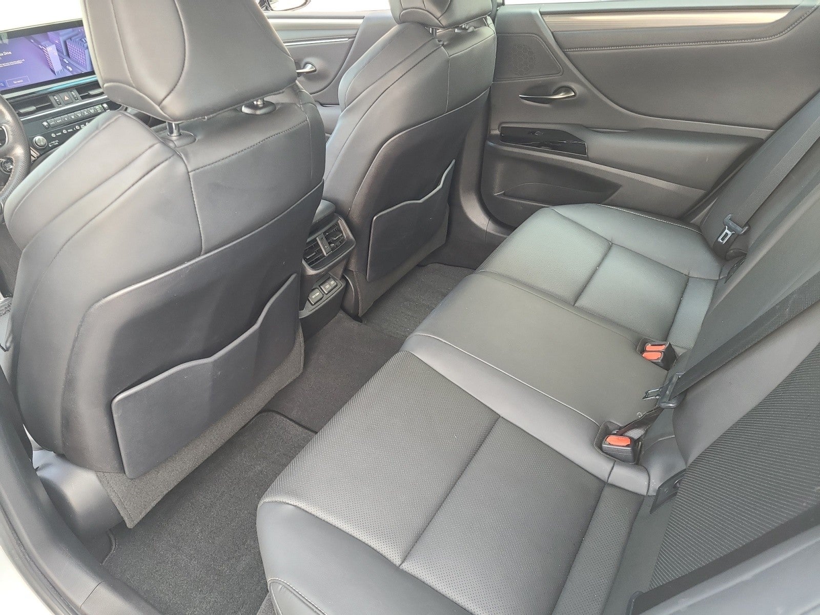 2023 Lexus ES ES 350 F SPORT Handling