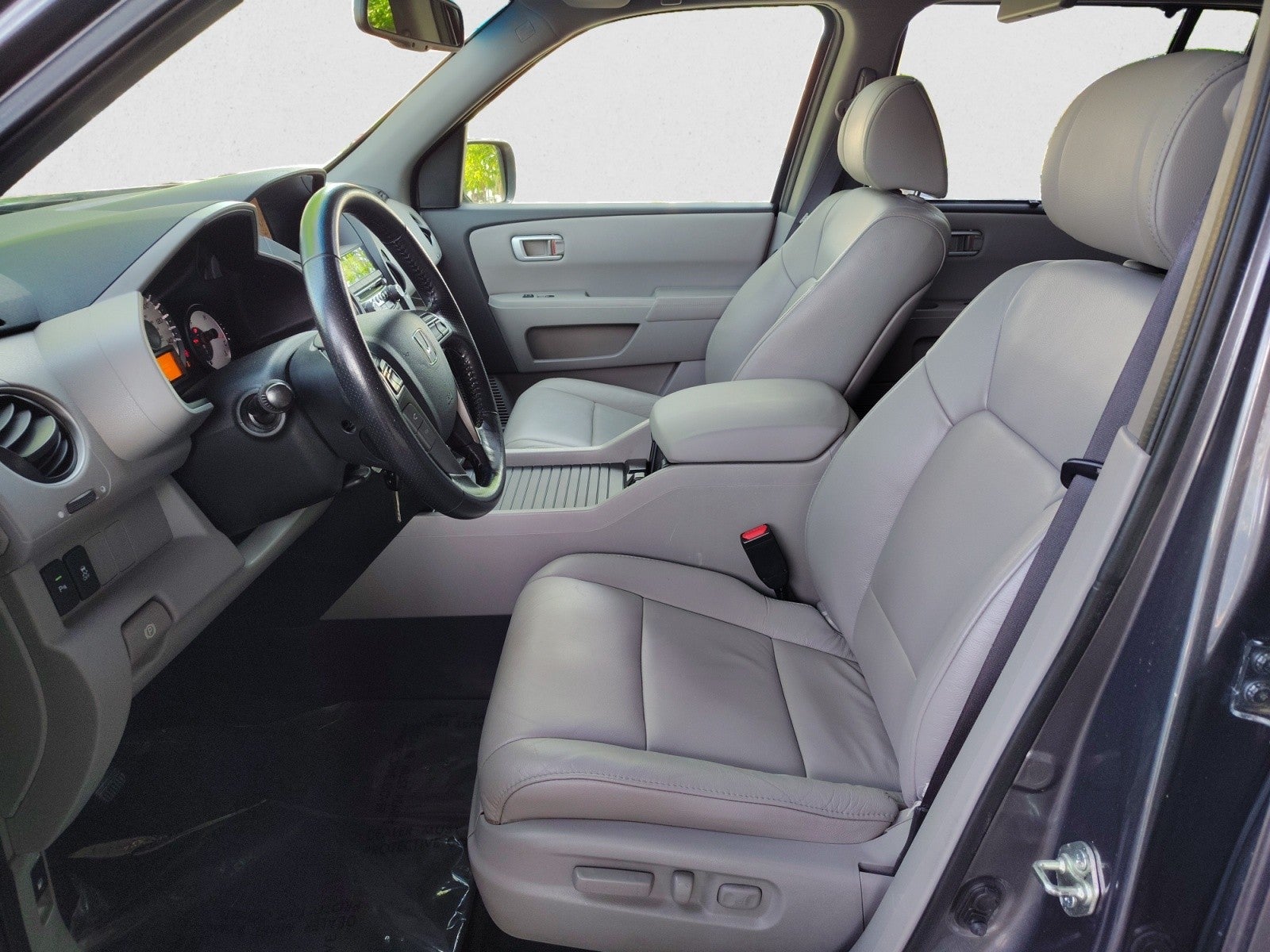 2014 Honda Pilot Touring 4WD | Local One Owner