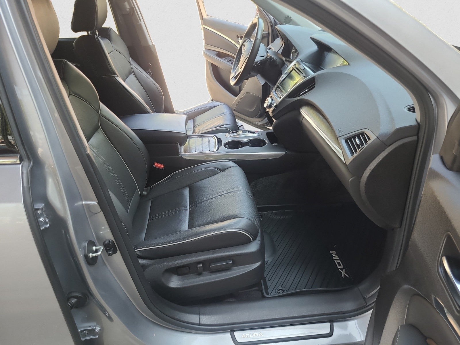 2017 Acura MDX SH- AWD w/Advance Pkg
