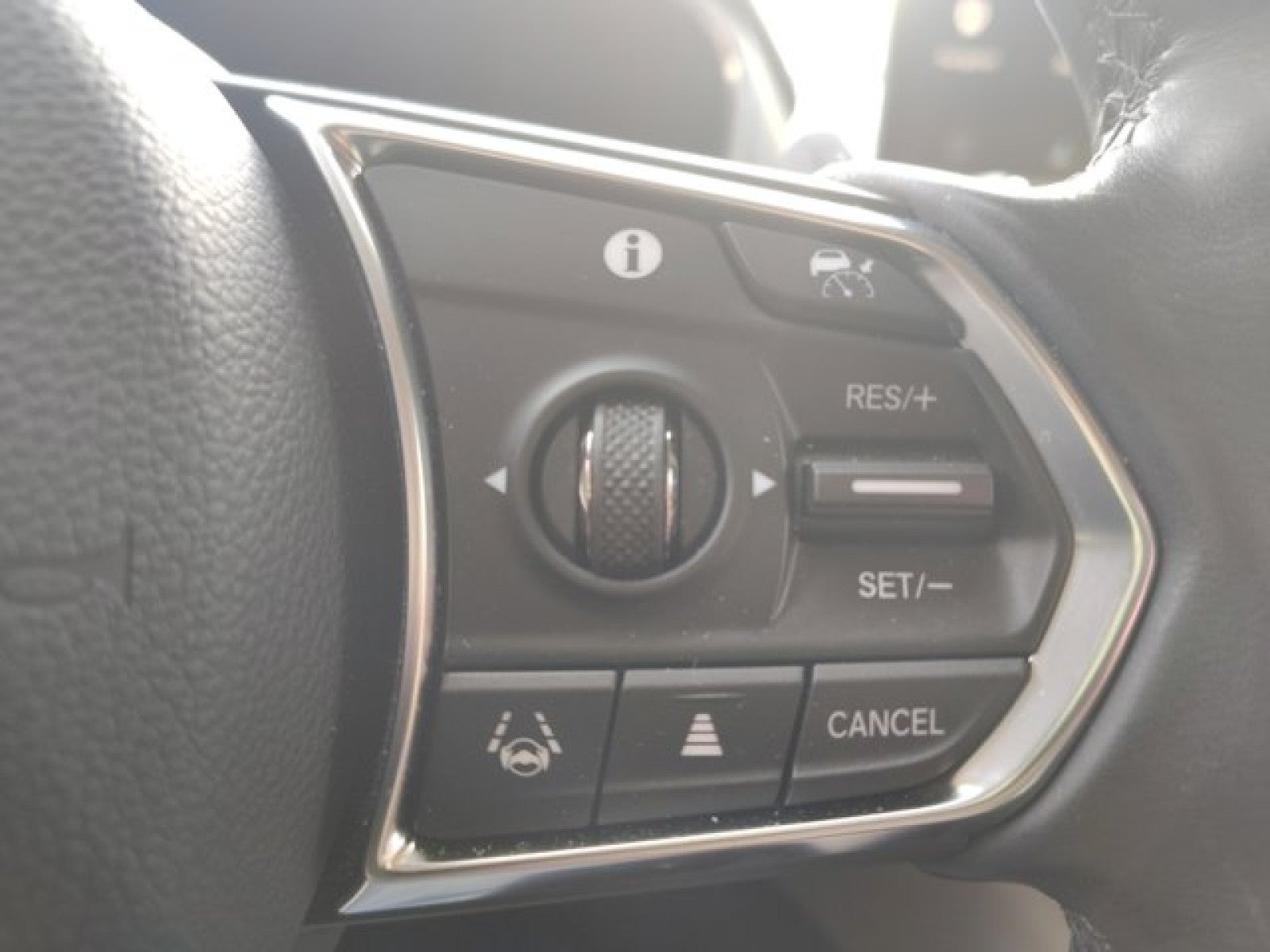 2023 Acura MDX SH-AWD w/Advance Package