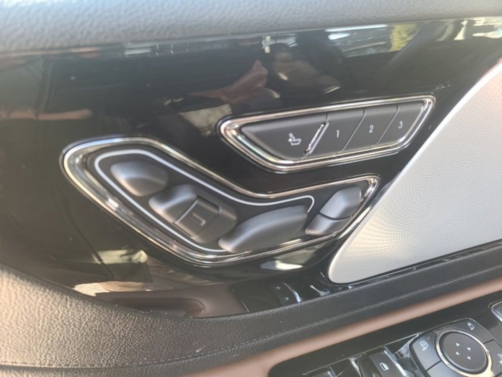 2024 Lincoln Aviator Reserve AWD | Lux/ Jet Packages, $75k msrp