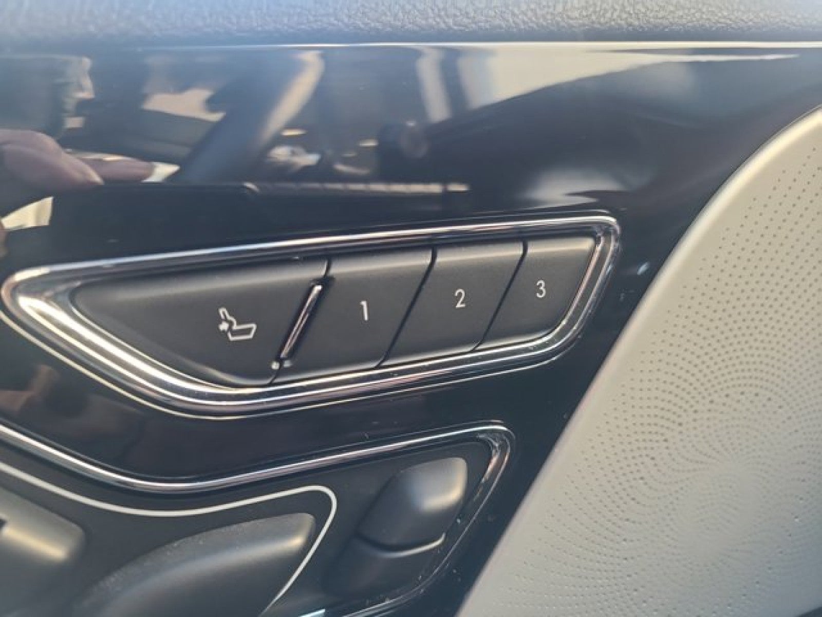 2024 Lincoln Aviator Reserve AWD | Lux/ Jet Packages, $75k msrp