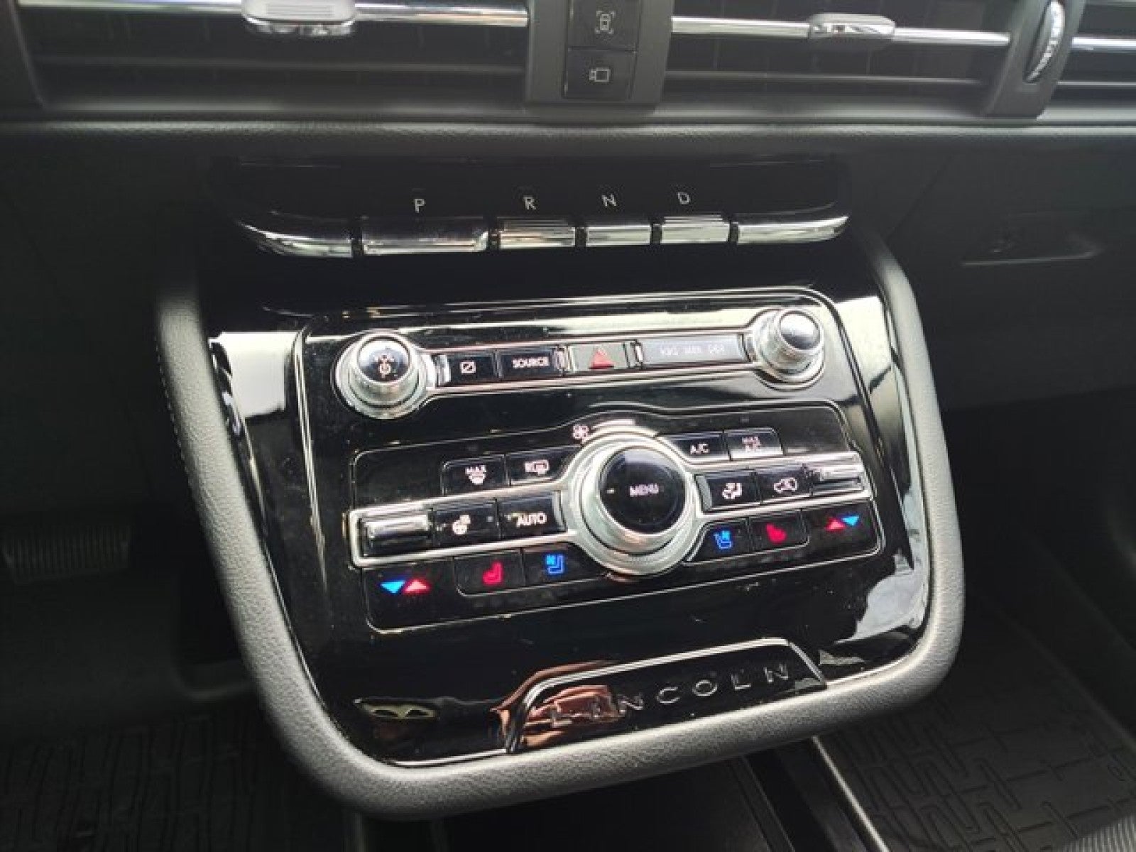 2022 Lincoln Corsair Reserve AWD | Elements, tech, lux, $56k msrp